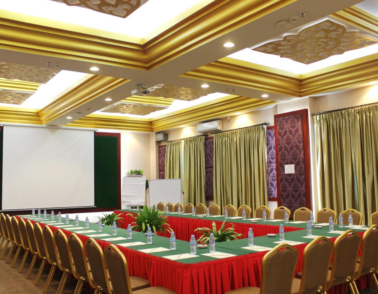 Phnom Penh Era Hotel Ngoại thất bức ảnh